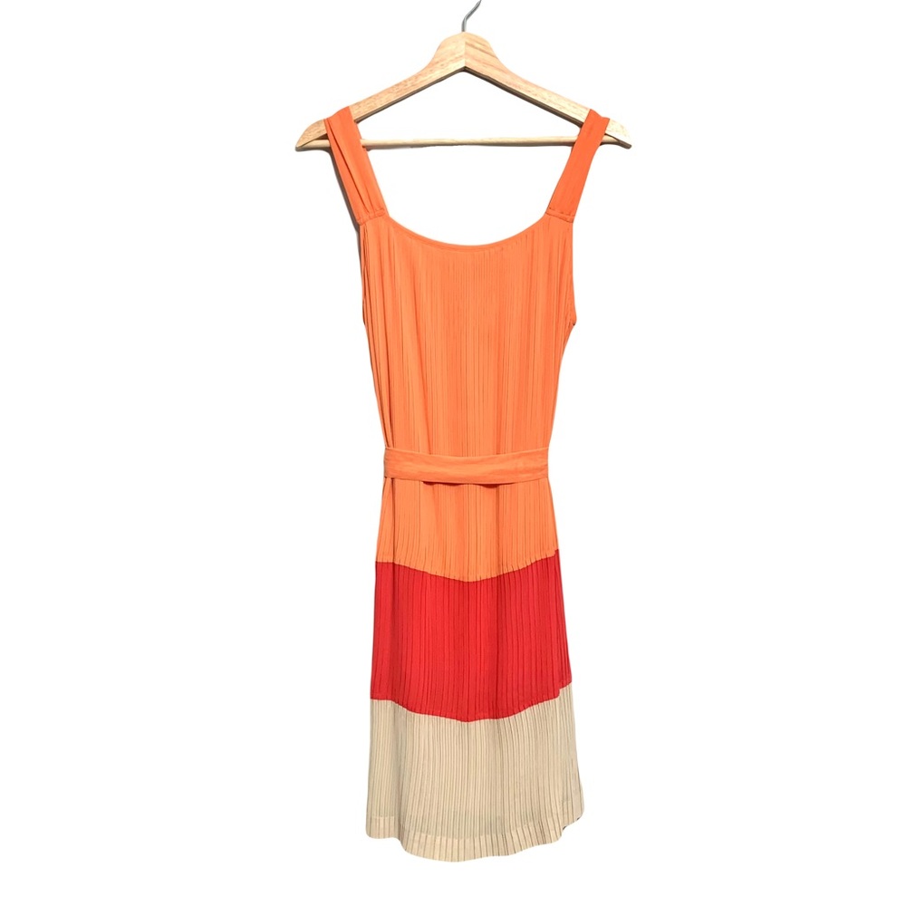 Dana Buchman Coral Pleated Sleeveless Dress With Sash Belt Size 10 NWT